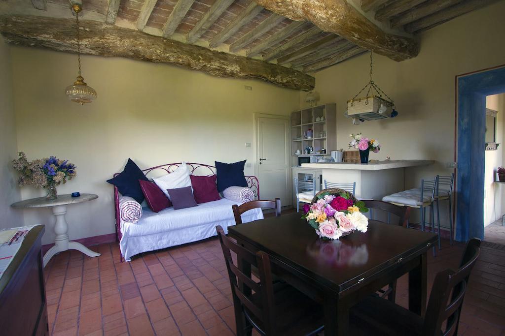 Gli Appartamenti Di Torre Bertona Todi Habitación foto